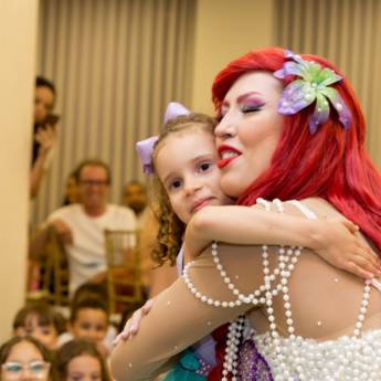 Comprar o produto de Pequena sereia  em Festas e Eventos pela empresa Tutitu Animações em Belo Horizonte, MG por Solutudo