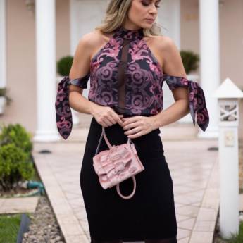 Comprar o produto de Vestido  em Vestidos em Mineiros, GO por Solutudo