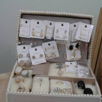 Comprar o produto de Bijuterias em A Classificar em Marília, SP por Solutudo