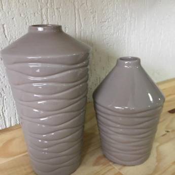 Comprar o produto de Vaso Cerâmica Cinza em Vasos Decorativos em São Carlos, SP por Solutudo