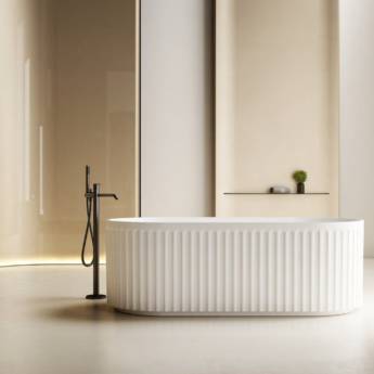 Comprar o produto de Banheiras em Banheiras em São Paulo, SP por Solutudo