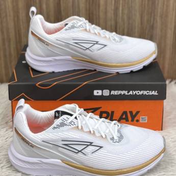 Comprar o produto de Tênis masculino adulto Repplay em A Classificar pela empresa Lojas Dom Flavittos em Uberlândia, MG por Solutudo