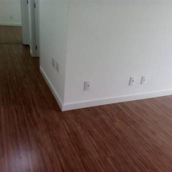 Comprar o produto de Piso Laminado em Residencial em Americana, SP por Solutudo