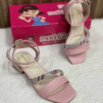 Comprar o produto de Sandália Molekinha infantil feminina em Calçados Infantis em Uberlândia, MG por Solutudo