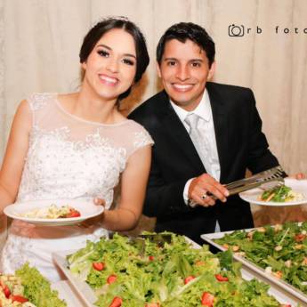 Comprar o produto de Buffet para Casamento em Gastronomia em Foz do Iguaçu, PR por Solutudo