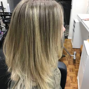 Comprar o produto de Ombre Hair / Luzes  em Salões de Beleza em Bauru, SP por Solutudo