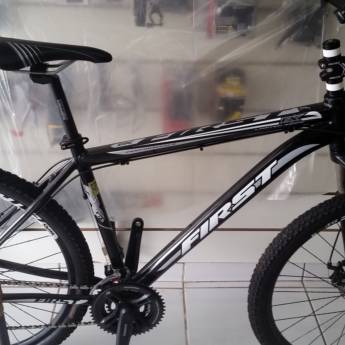 Comprar o produto de BICICLETA  FIRST  27.5 em Mountain Bikes em Botucatu, SP por Solutudo