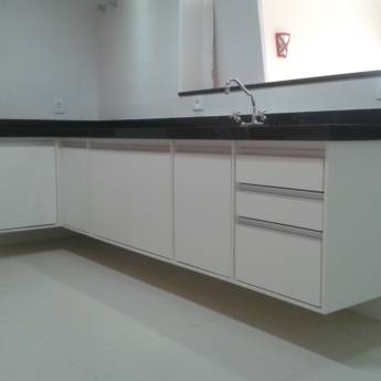 Comprar o produto de Gabinete de cozinha/ porta temperos em A Classificar em Botucatu, SP por Solutudo