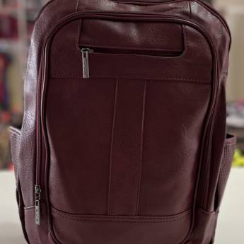 Comprar o produto de Mochila couro sintético feminina adulta em Roupas e Acessórios em Uberlândia, MG por Solutudo