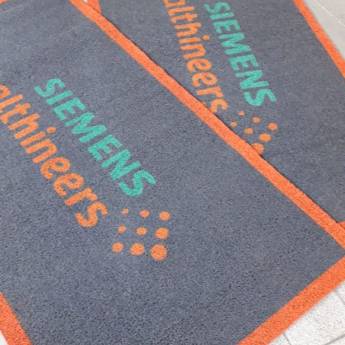 Comprar o produto de capachos personalizados em A Classificar em Joinville, SC por Solutudo