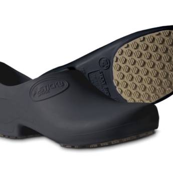 Comprar o produto de Sapato Antiderrapante Preto em Calçados de segurança pela empresa Lole EPI em Tietê, SP por Solutudo