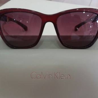 Comprar o produto de Calvin Klein CKJ776S em Outras Marcas em Dourados, MS por Solutudo