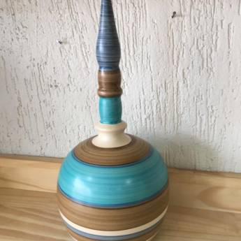 Comprar o produto de Vaso Cerâmica Listrado em Vasos Decorativos em São Carlos, SP por Solutudo