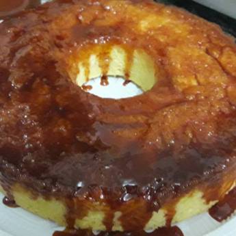 Comprar o produto de Bolo de Mandioca com Calda em Alimentos em Boituva, SP por Solutudo