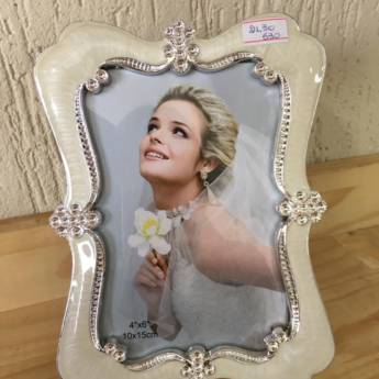 Comprar o produto de Porta Retrato Perolado em Porta-retratos em São Carlos, SP por Solutudo