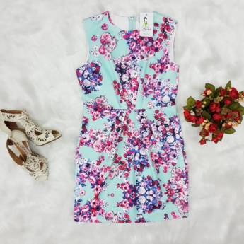 Comprar o produto de Vestido florido em Vestidos em Bauru, SP por Solutudo