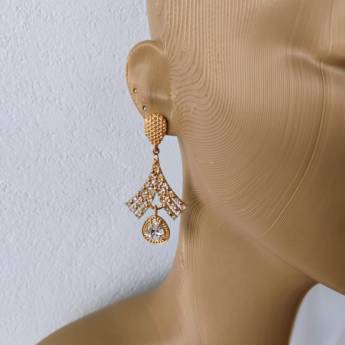 Comprar o produto de Brinco dourado com pedra semi joia  - fina morina  em Roupas e Acessórios em Botucatu, SP por Solutudo