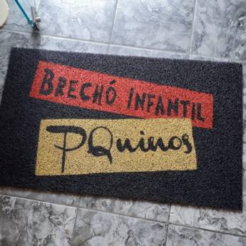 Comprar o produto de tapetes personalizados em A Classificar em Joinville, SC por Solutudo