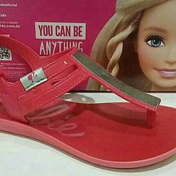 Comprar o produto de Sandália Barbie.  em A Classificar em Bauru, SP por Solutudo
