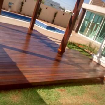Comprar o produto de Deck de madeira Itaúba em Construção pela empresa Madeiras Brasil Madeiras Decks Pergolados e Portas em Foz do Iguaçu, PR por Solutudo