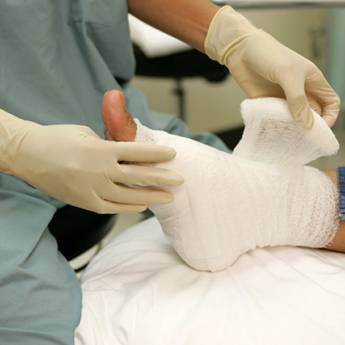 Comprar o produto de Curativos complexos e simples em Enfermeiros e Cuidadores em Santa Cruz do Rio Pardo, SP por Solutudo