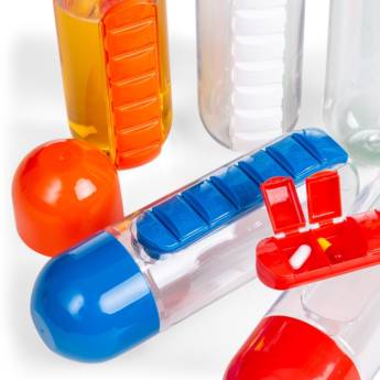 Comprar o produto de 13996 Squeeze Plástico 700ml Porta Comprimido em Squeeze Plástico em São José do Rio Preto, SP por Solutudo