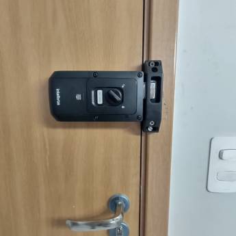 Comprar o produto de Fechadura eletrônica  em Chaveiros em Duque de Caxias, RJ por Solutudo