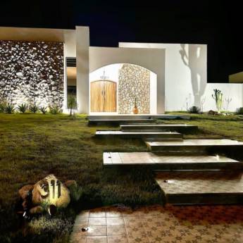 Comprar o produto de Construções de alto padrão em Riviera de Santa Cristina XIII em Engenharia - Engenheiros em Riviera de Santa Cristina XIII, SP por Solutudo