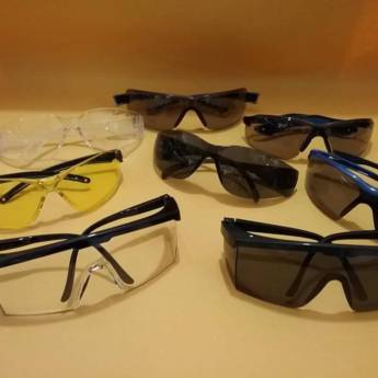 Comprar o produto de Óculos de Segurança Kalipso em A Classificar em Assis, SP por Solutudo