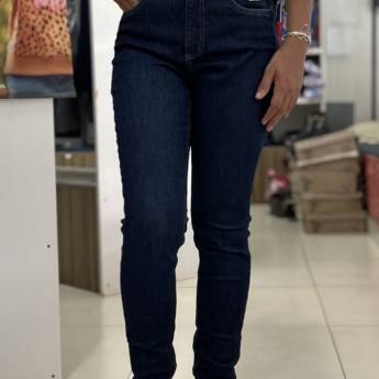 Comprar o produto de Calça feminina adulta Cigarrete Ognus em A Classificar em Uberlândia, MG por Solutudo