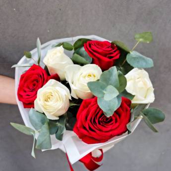 Comprar o produto de Toque de Romance em Buquês em Foz do Iguaçu, PR por Solutudo