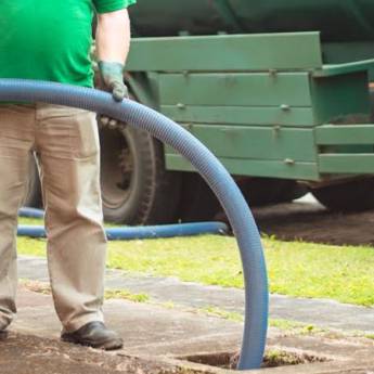 Comprar o produto de Limpeza de Fossa em Atibaia em Limpeza de Fossas pela empresa Desentupidora e Limpa Fossa FT Atibaia em Atibaia, SP por Solutudo