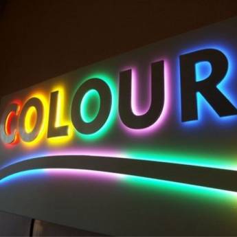 Comprar o produto de Luminosos em Construção em Tietê, SP por Solutudo