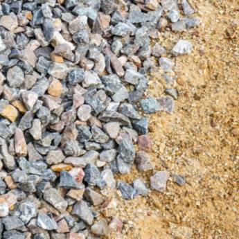 Comprar o produto de Areia e Pedra em Materiais para Construção em Bom Jesus dos Perdões, SP por Solutudo