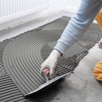 Comprar o produto de Argamassas em Pisos e Revestimentos pela empresa Carlinhos Materiais para Construção • Depósito em Atibaia em Atibaia, SP por Solutudo