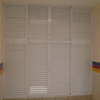 Comprar o produto de Portas e janelas em esquadria de alumínio em A Classificar em Assis, SP por Solutudo