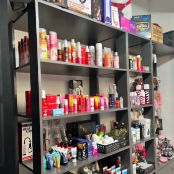 Comprar o produto de Cosméticos Sensuais e Lubrificantes em Joinville | TYCHE em Moda Íntima em Joinville, SC por Solutudo