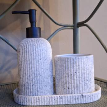 Comprar o produto de Kits de Banheiro Ultramarine – Elegância e Praticidade em Ninho Verde II Eco Residence - SP em Casa, Móveis e Decoração em Ninho Verde II Eco Residence, SP por Solutudo