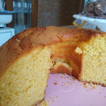 Comprar o produto de Bolo de Milho em Bolos e Doces em Jundiaí, SP por Solutudo