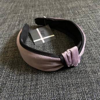 Comprar o produto de 	tiara com nò lilas em Roupas e Acessórios em Botucatu, SP por Solutudo