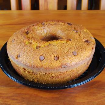 Comprar o produto de Cenoura com Gotas de Chocolate em Bolos e Doces em Bauru, SP por Solutudo