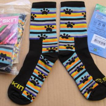 Comprar o produto de MEIA CANO MEDIO 33 A 38 PRETO CORES PAW SKIN em Acessórios e vestuário para ciclistas em Bauru, SP por Solutudo