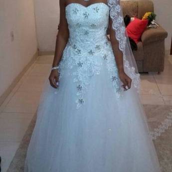 Comprar o produto de Noiva Princesa em A Classificar em Bauru, SP por Solutudo