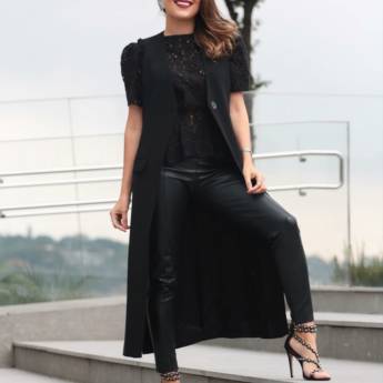 Comprar o produto de PROMOÇÃO NAS CALÇAS DE COURO ECO - Calça Skinny de Couro Eco (Semelhante a essa Disponível nas Cores: Preta: 44/46 Marsala: 42/44 em Outros em Bauru, SP por Solutudo