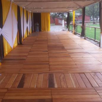 Comprar o produto de Piso de Peroba em Outros em Avaré, SP por Solutudo