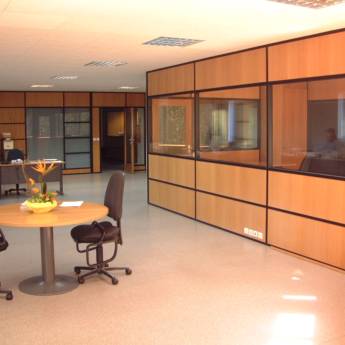 Comprar o produto de Divisórias em Outros Serviços em Botucatu, SP por Solutudo