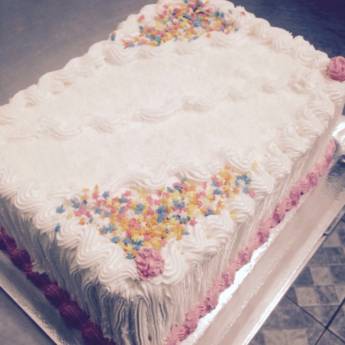 Comprar o produto de Bolo em Alimentos e Bebidas em Tatuí, SP por Solutudo