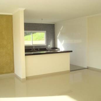 Comprar o produto de Casa residencial á venda condomínio Itatiba Country Club  em Venda - Casas em Itatiba, SP por Solutudo