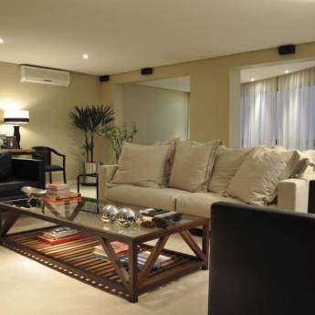 Comprar o produto de Mesa de centro construída em madeira e ebanizada em Casa, Móveis e Decoração em Assis, SP por Solutudo