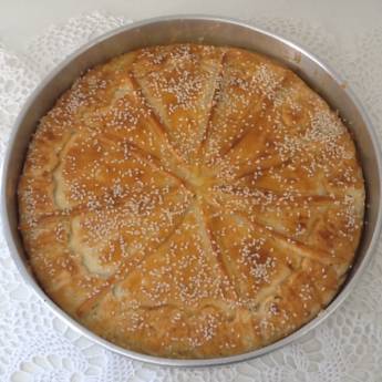 Comprar o produto de Torta de Frango com Palmito e Catupiry em Salgados em Bauru, SP por Solutudo